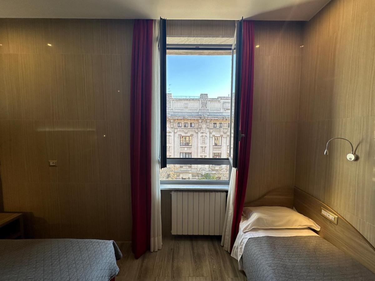 Hotel Midway Milan Bagian luar foto