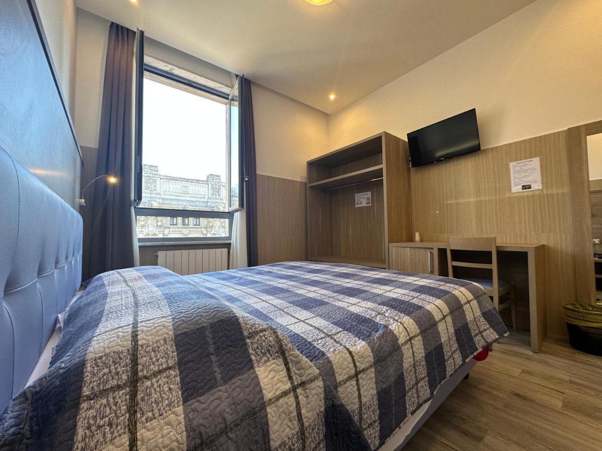 Hotel Midway Milan Bagian luar foto